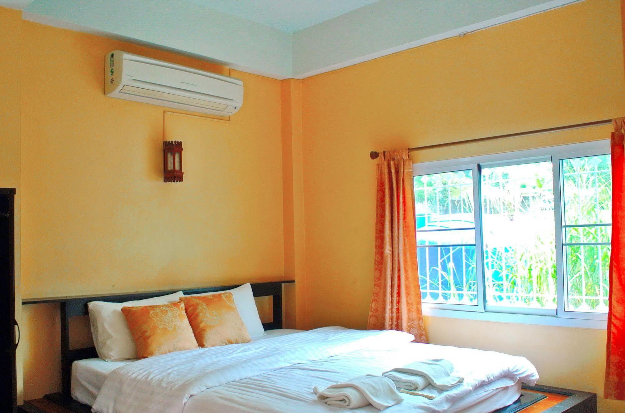 Sarin Guesthouse Koh Tao Exterior photo