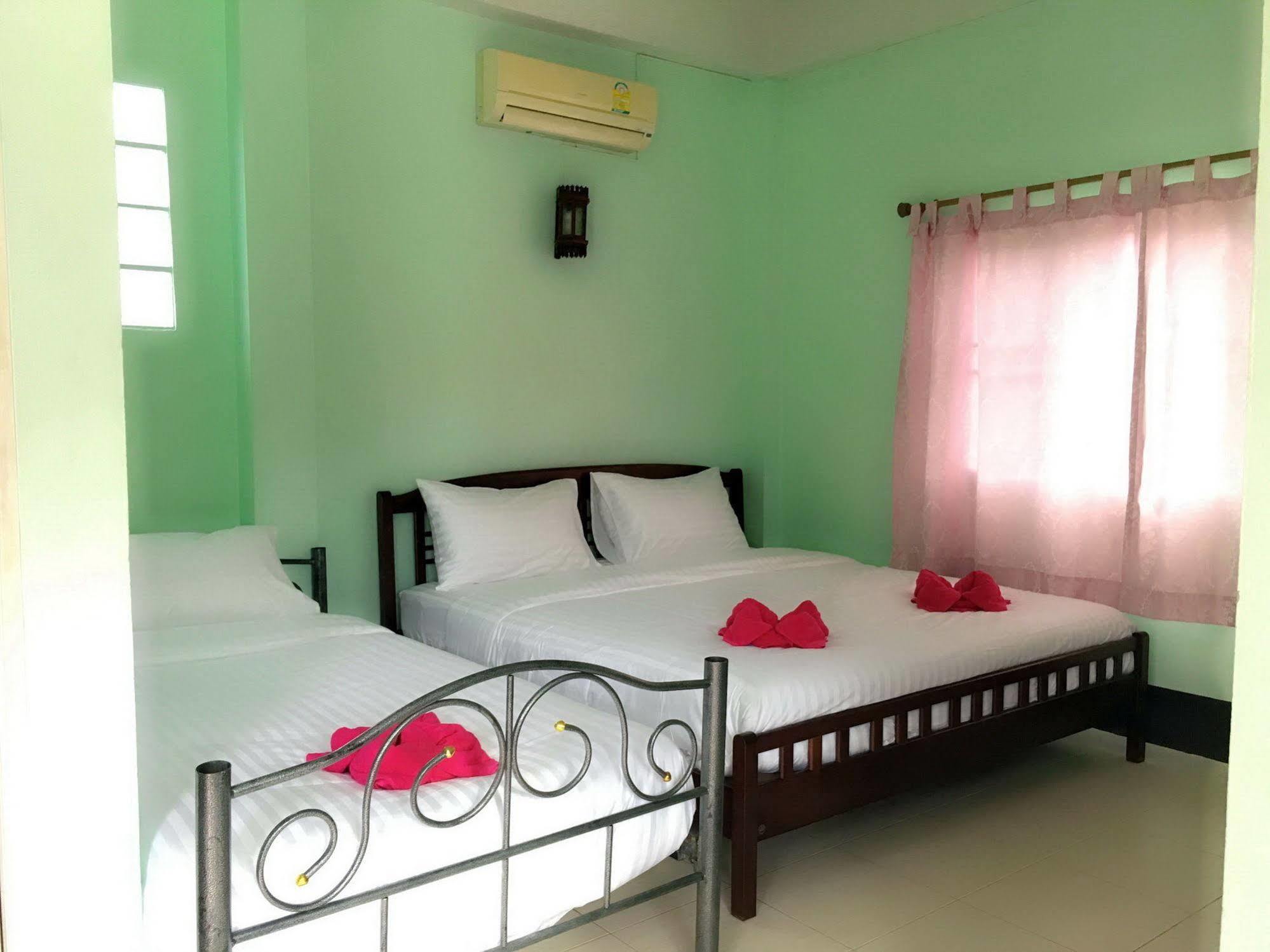 Sarin Guesthouse Koh Tao Exterior photo
