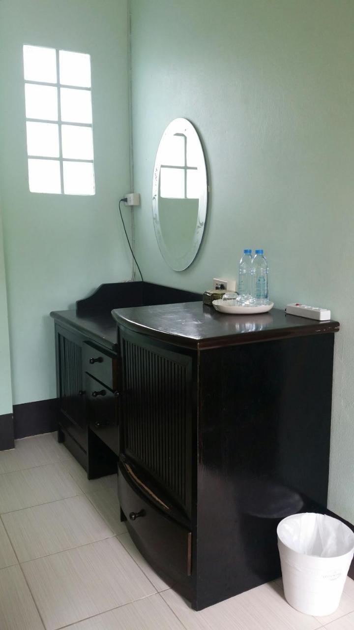 Sarin Guesthouse Koh Tao Exterior photo