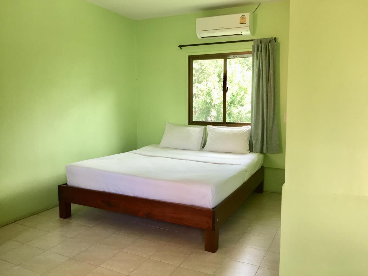 Sarin Guesthouse Koh Tao Exterior photo