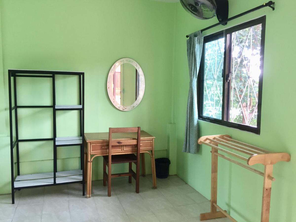 Sarin Guesthouse Koh Tao Exterior photo